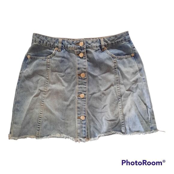 Gianni Bini Medium Wash Denim “Sweet & Sour Chrissy” Skirt - Picture 1 of 4